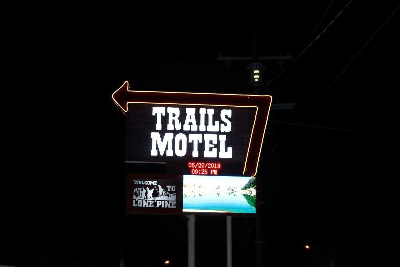 Trails Motel Lone Pine Exteriör bild